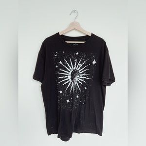 B & W Groovy Graphic Tee